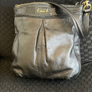 Coach Black Leather Shoulder Bag
